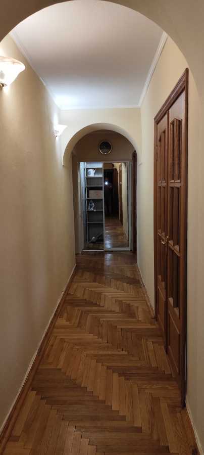 Продажа 3-комнатной квартиры 62 м², Багговутовская ул., 3/15