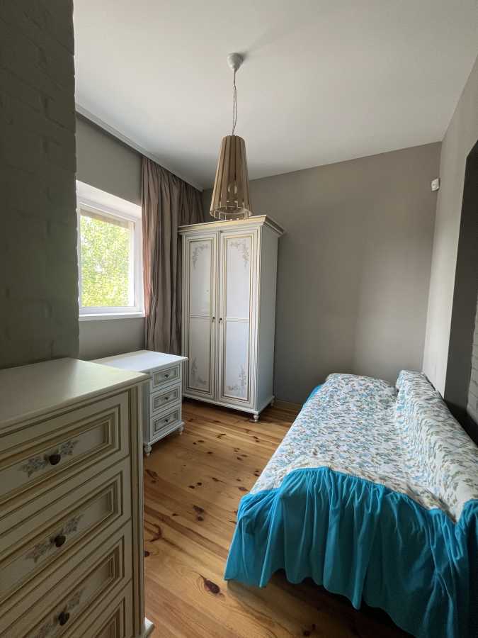Оренда будинку 200 м², Прорізна, 18