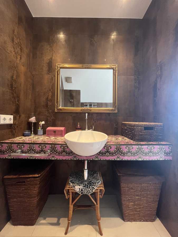 Оренда будинку 200 м², Прорізна, 18