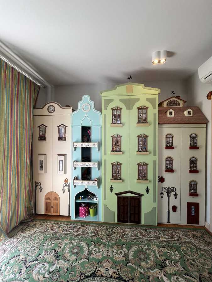 Оренда будинку 200 м², Прорізна, 18