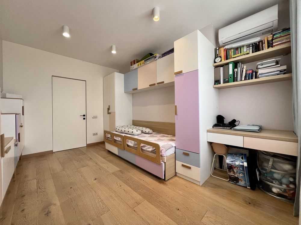 Продаж 3-кімнатної квартири 94 м², Моторний пров., 9А
