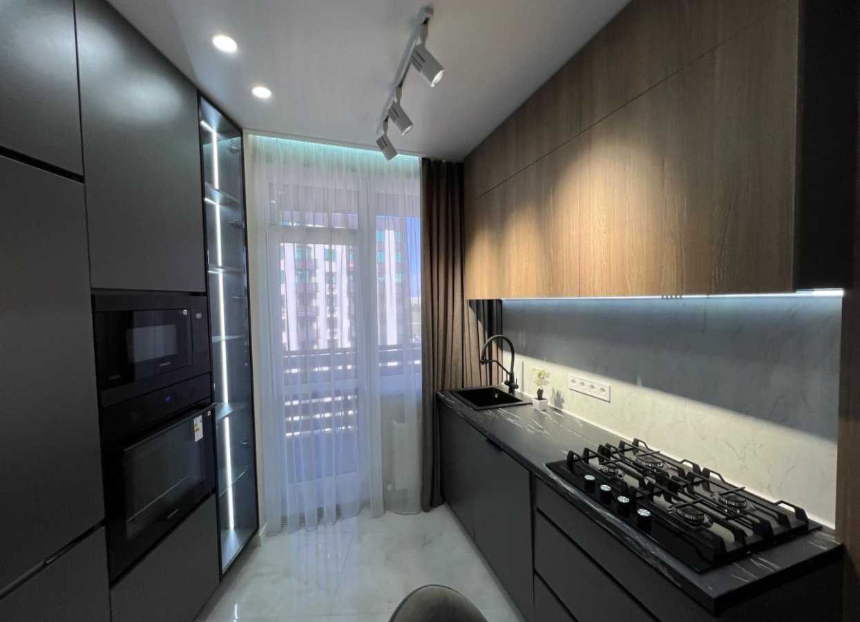 Продаж 1-кімнатної квартири 34 м², Героїв Небесної Сотні просп., 16/10