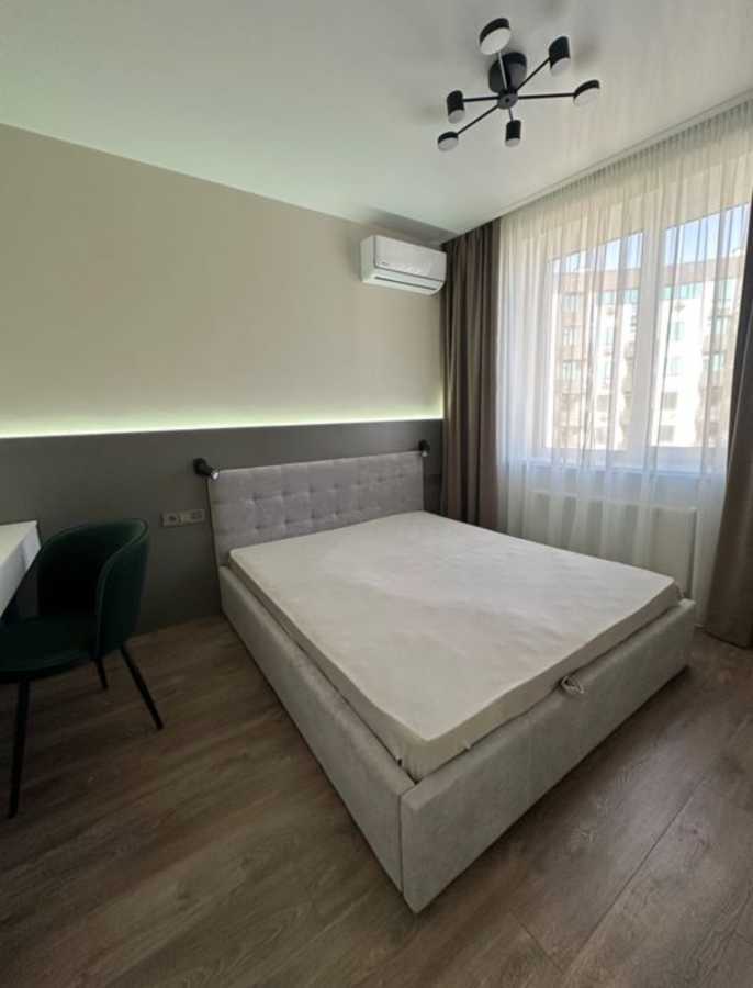 Продаж 1-кімнатної квартири 34 м², Героїв Небесної Сотні просп., 16/10