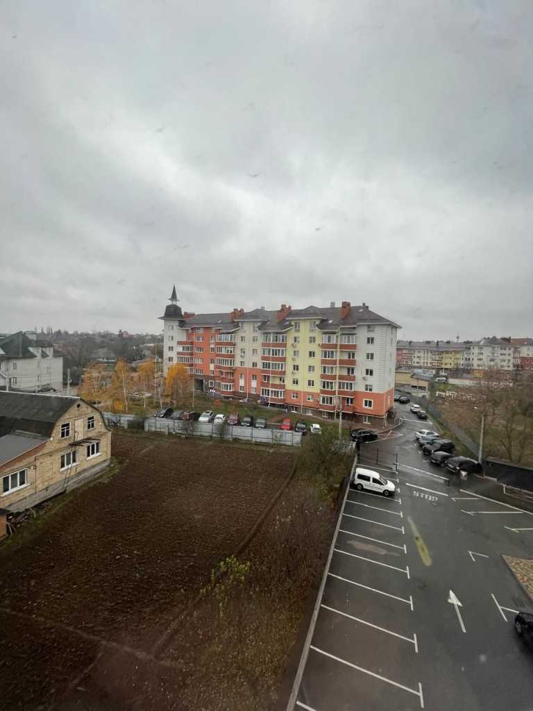 Продаж 3-кімнатної квартири 82 м², Партизанська вул., 1Б