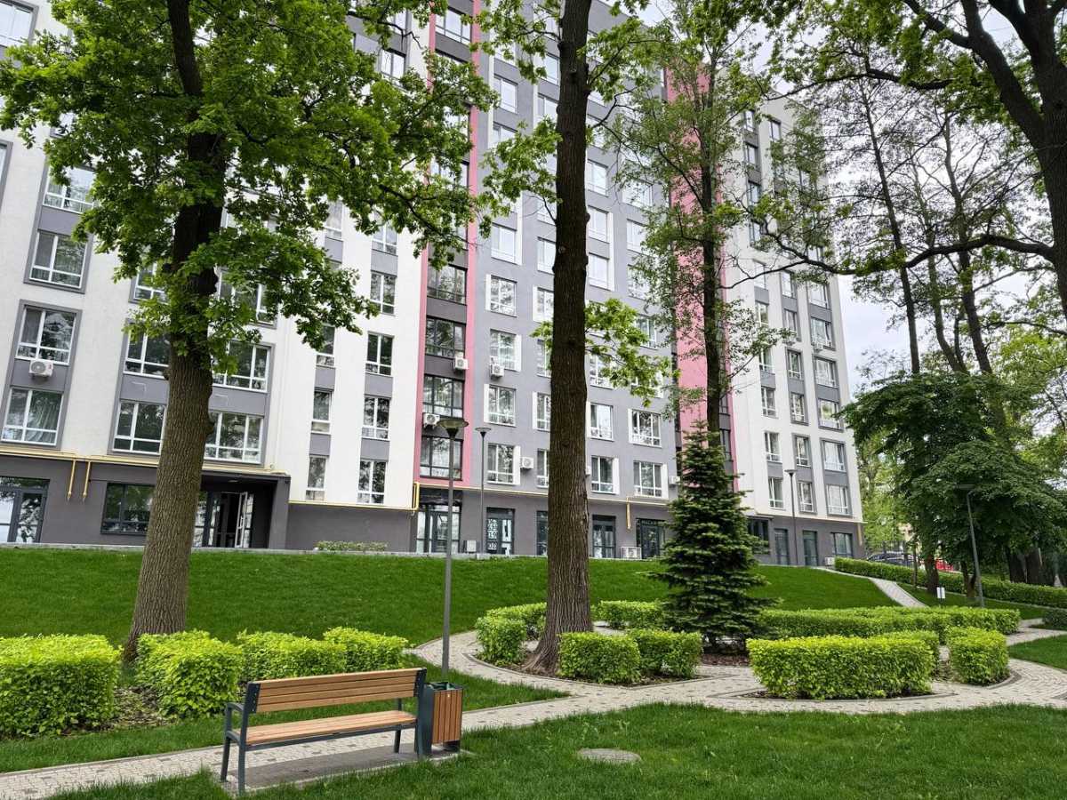 Продаж 1-кімнатної квартири 45.1 м², Миколи Сингаївського, 8К
