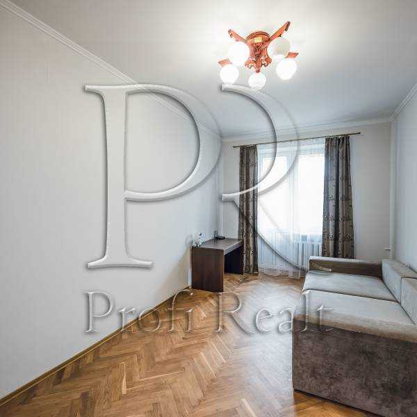 Продажа 2-комнатной квартиры 55 м², Питерская ул., 14