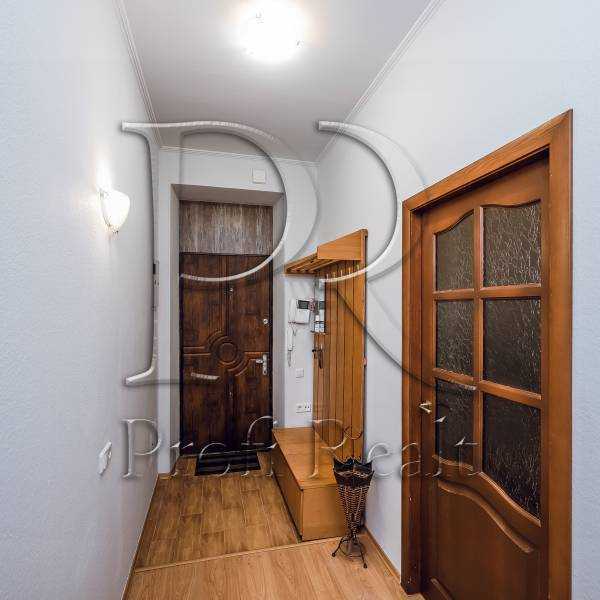 Продажа 2-комнатной квартиры 55 м², Питерская ул., 14