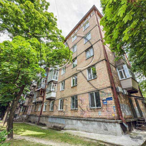 Продажа 2-комнатной квартиры 55 м², Питерская ул., 14