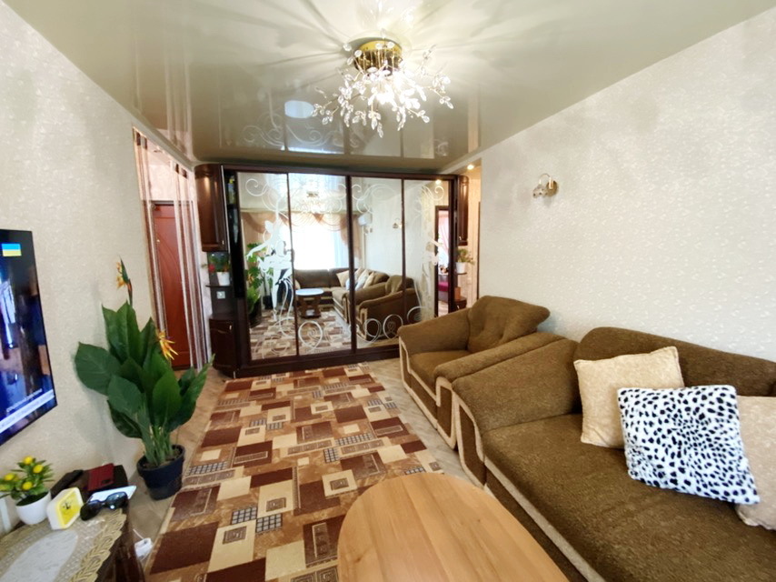 Продажа 3-комнатной квартиры 62 м², Киевская ул.