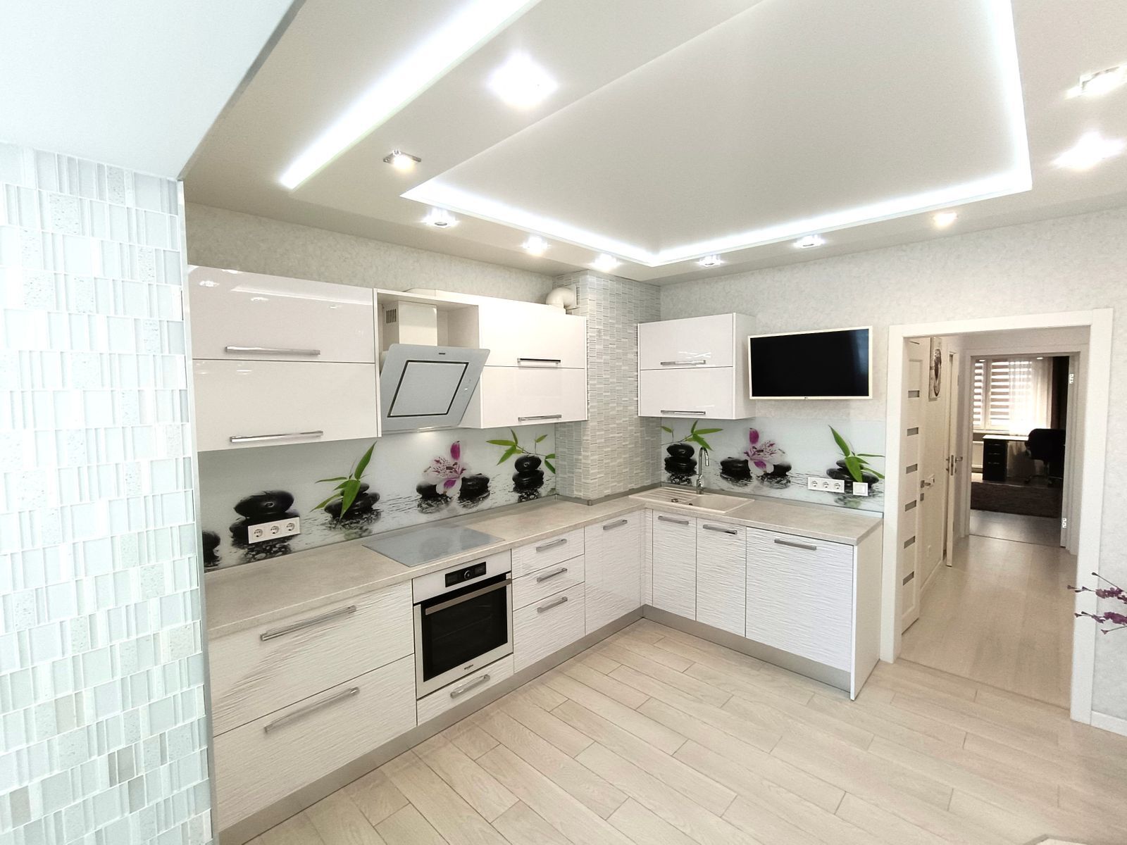 Аренда 3-комнатной квартиры 95 м², Сергея Данченко ул., 3