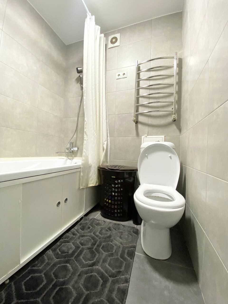 Продаж 1-кімнатної квартири 31 м², Охтирська вул.