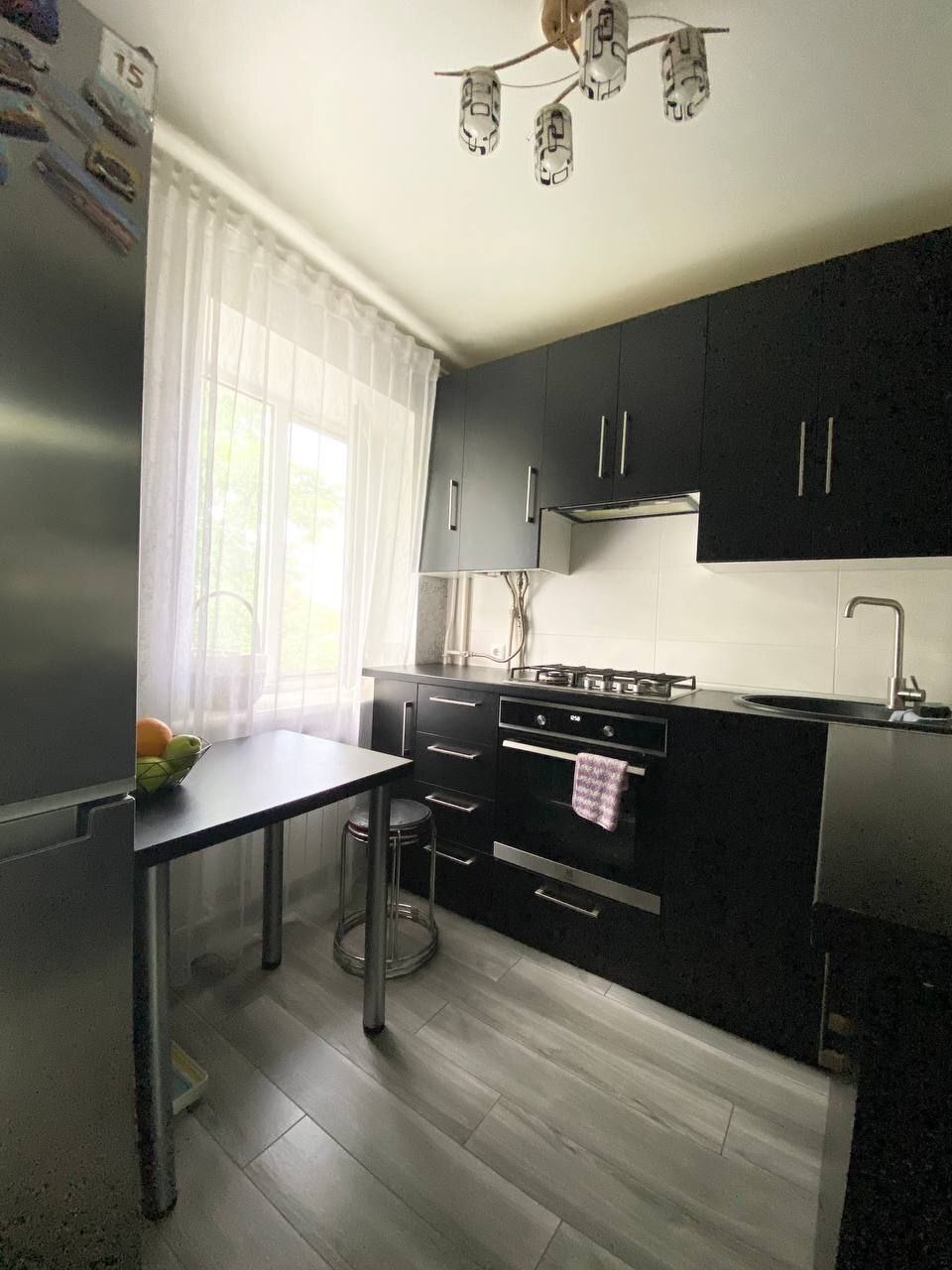 Продаж 1-кімнатної квартири 31 м², Охтирська вул.