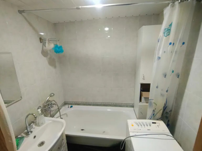 Продажа 3-комнатной квартиры 65 м², Героев Крут ул.