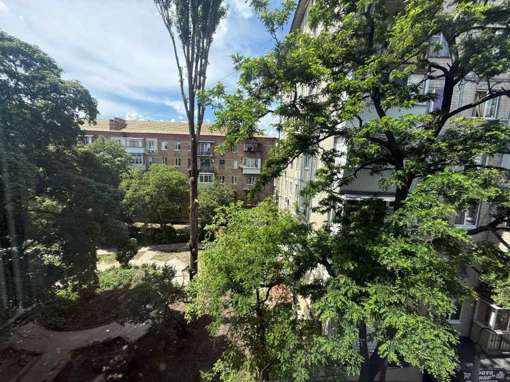 Оренда 2-кімнатної квартири 46 м², Дорогожицька вул., 15А