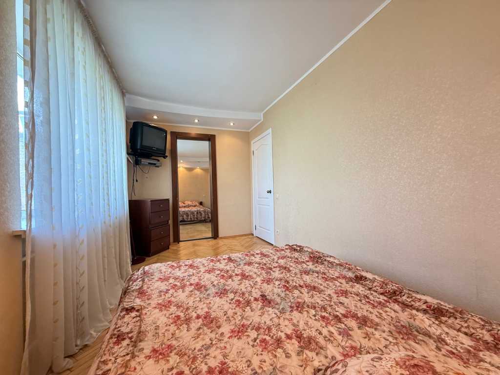 Оренда 2-кімнатної квартири 46 м², Дорогожицька вул., 15А