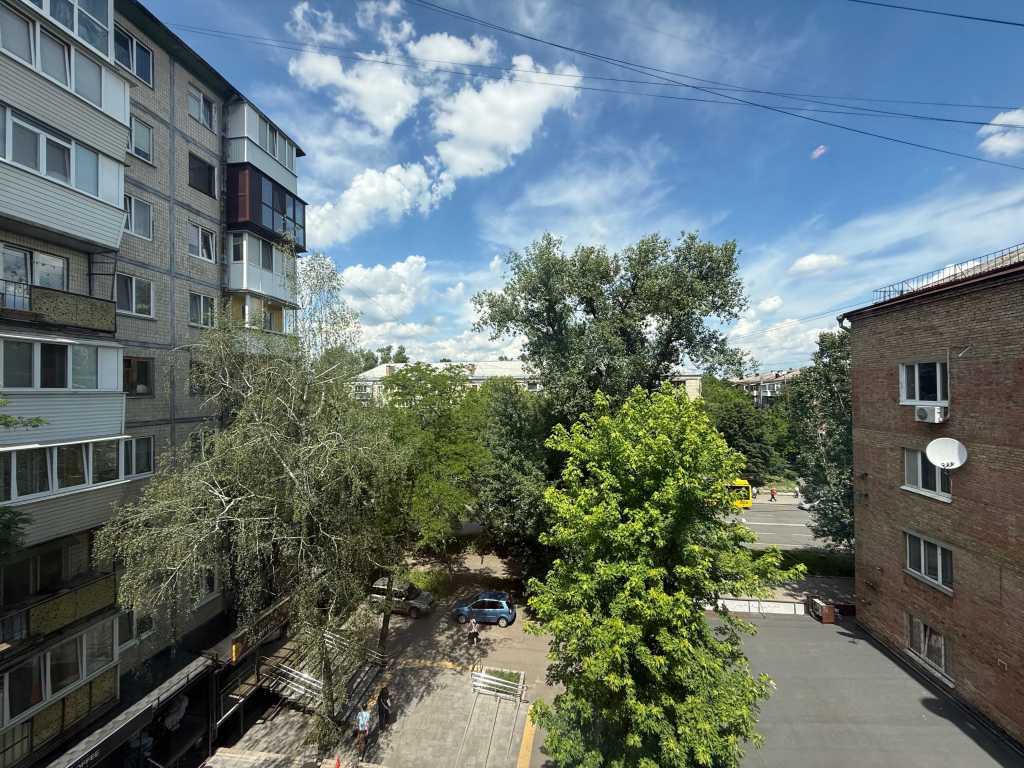 Оренда 2-кімнатної квартири 46 м², Дорогожицька вул., 15А