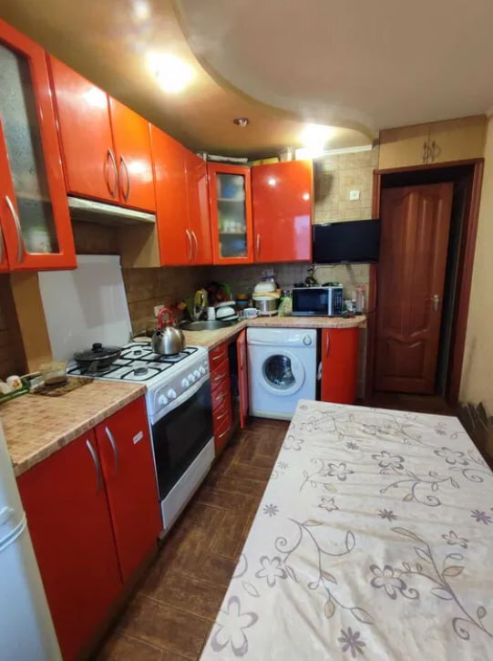 Продажа 3-комнатной квартиры 63 м², Героев Крут ул.