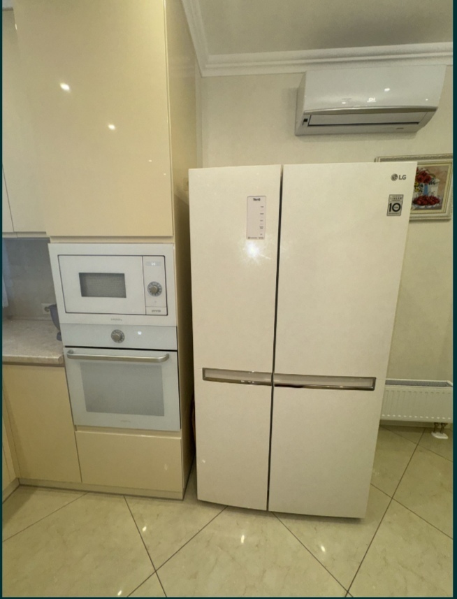 Продаж 3-кімнатної квартири 80 м², Каховська вул., 62