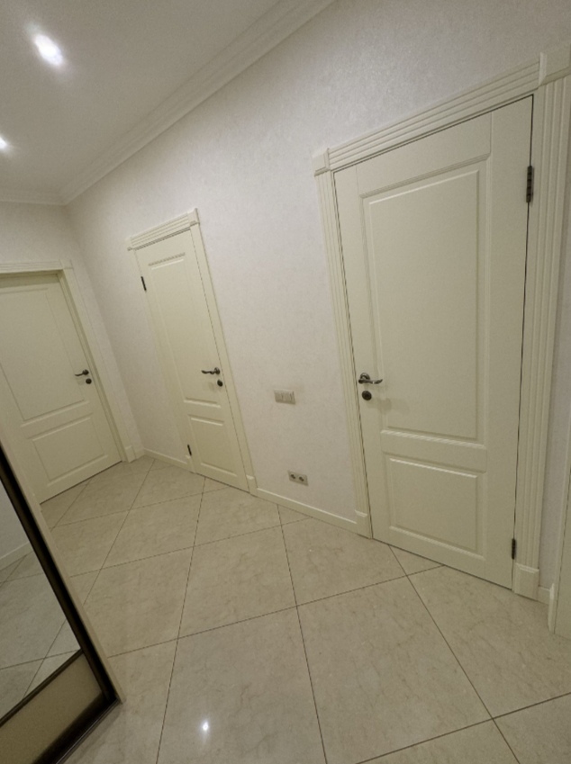 Продаж 3-кімнатної квартири 80 м², Каховська вул., 62