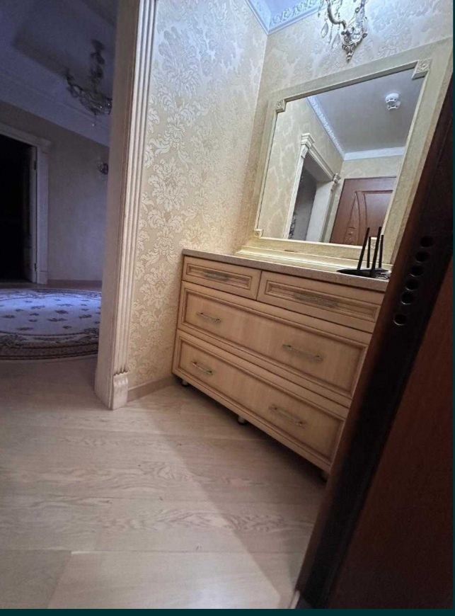 Продаж 2-кімнатної квартири 104 м², Ованеса Туманяна вул., 15А
