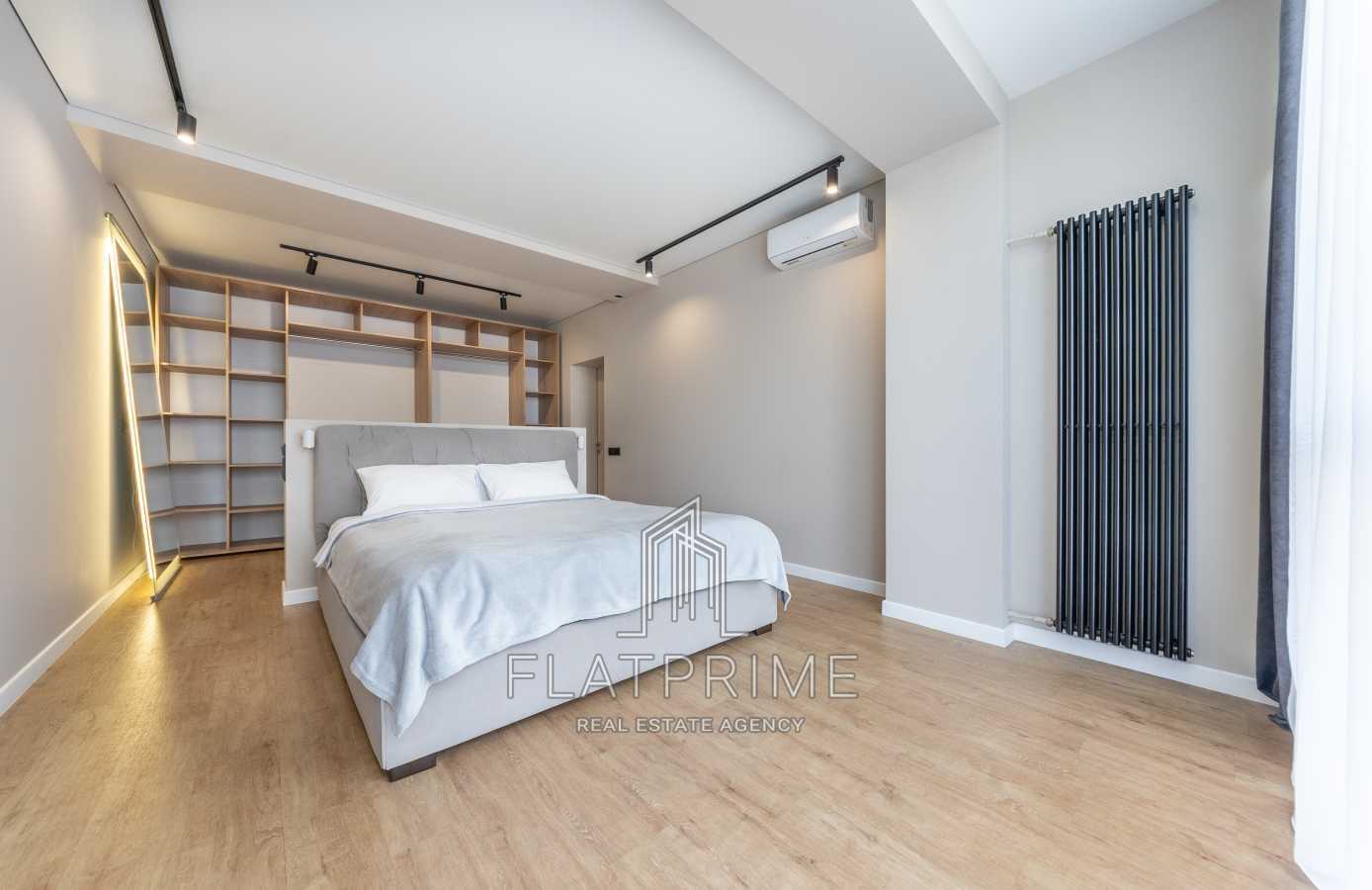 Продажа 2-комнатной квартиры 59.8 м², Суворова ул., 19