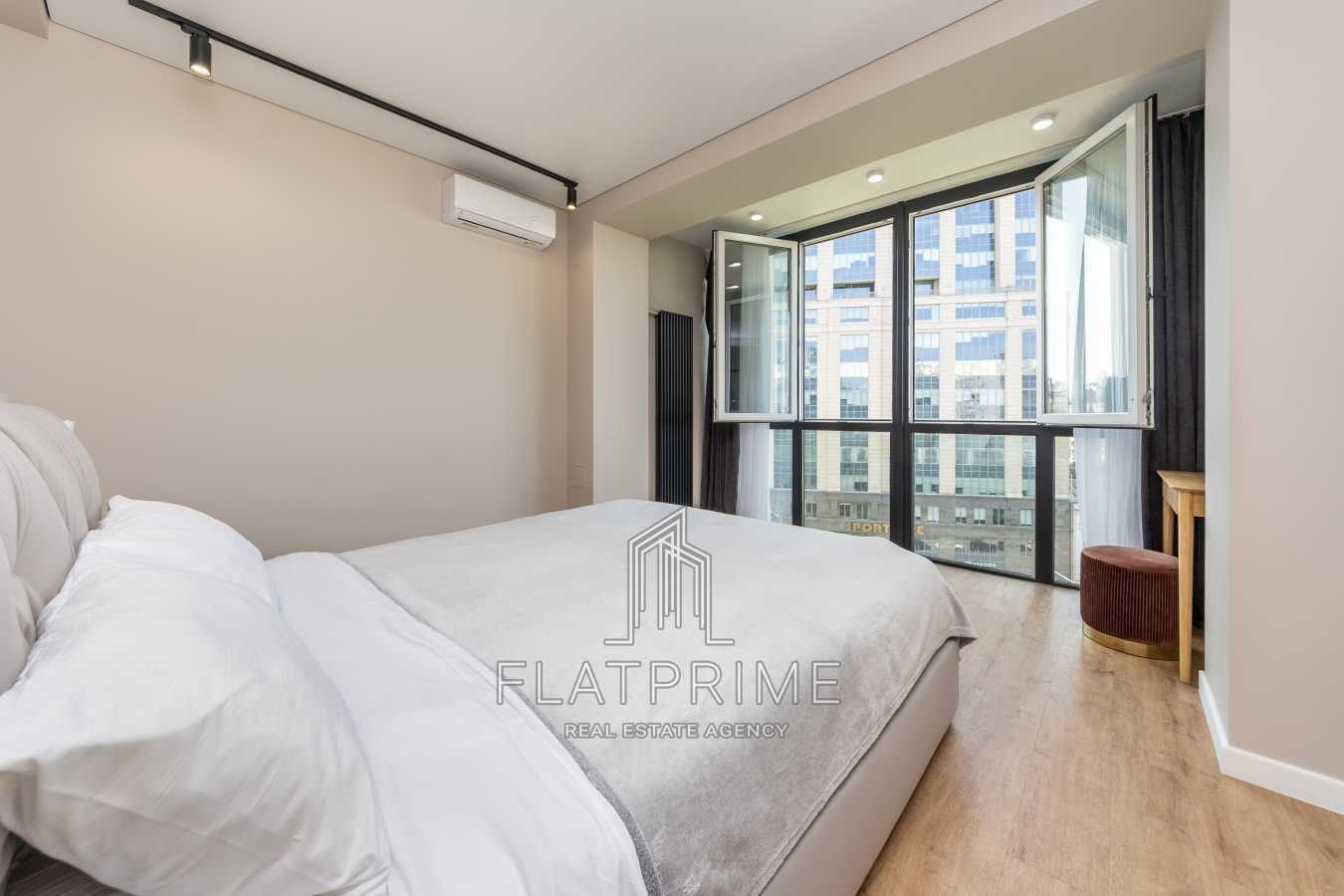 Продажа 2-комнатной квартиры 59.8 м², Суворова ул., 19