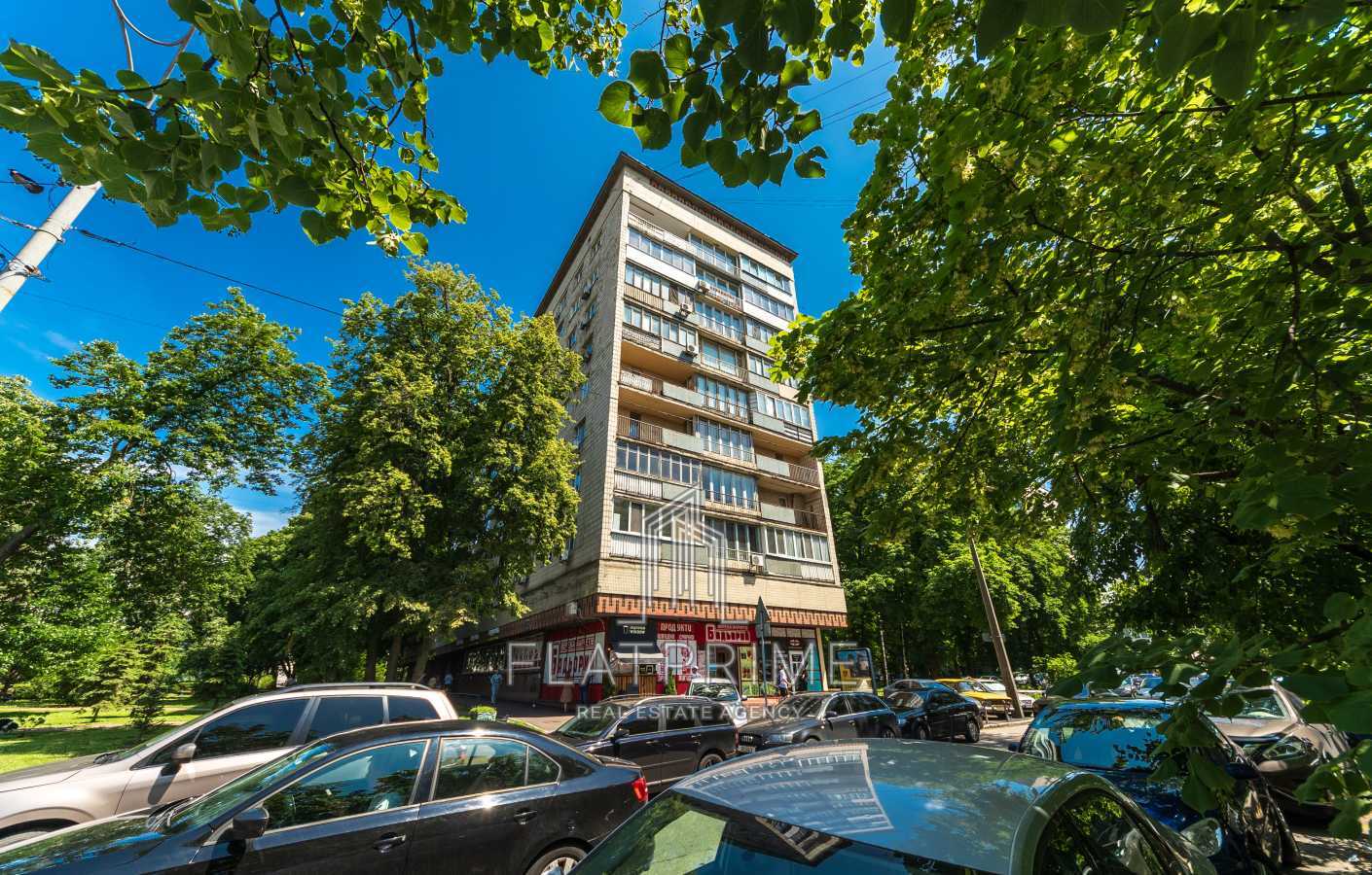 Продажа 2-комнатной квартиры 59.8 м², Суворова ул., 19
