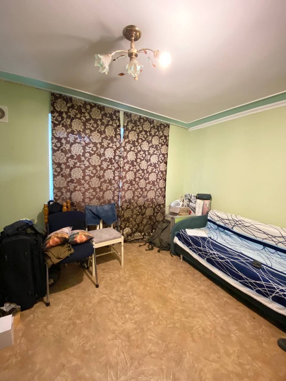 Продаж 1-кімнатної квартири 27.4 м², Данила Галицького вул.