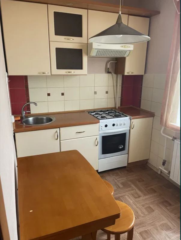 Продажа 1-комнатной квартиры 33 м², Петропавловская ул.