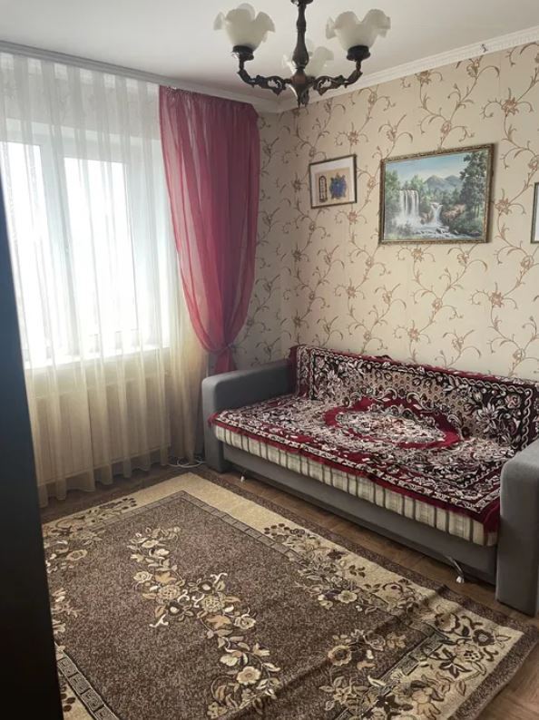 Продажа 1-комнатной квартиры 33 м², Петропавловская ул.