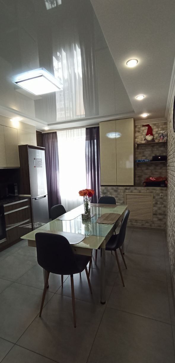 Продажа 2-комнатной квартиры 83 м², Михаила Лушпы просп.