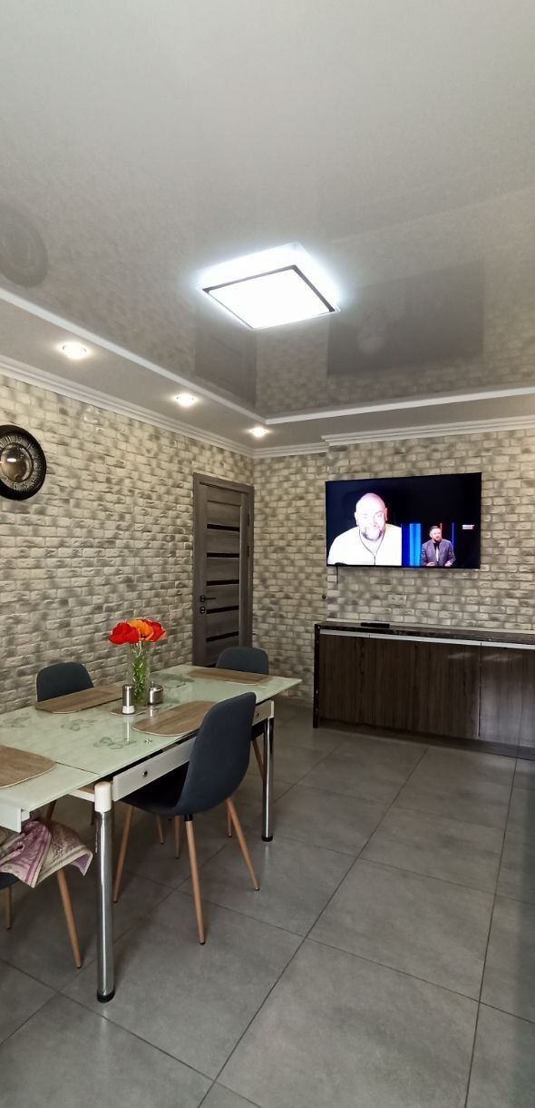 Продажа 2-комнатной квартиры 83 м², Михаила Лушпы просп.