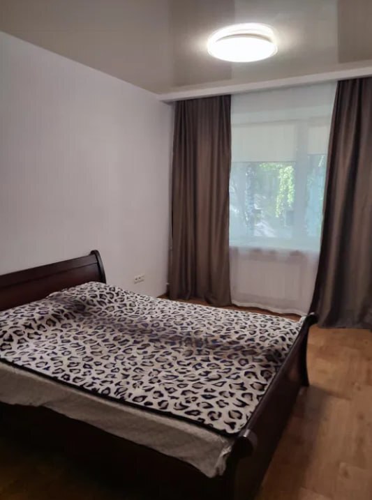 Продаж 2-кімнатної квартири 52 м², Малиновського вул.