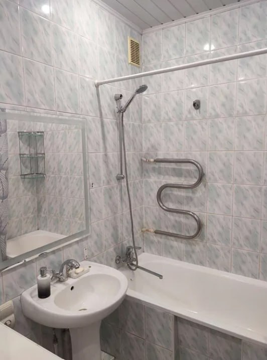 Продаж 2-кімнатної квартири 52 м², Малиновського вул.