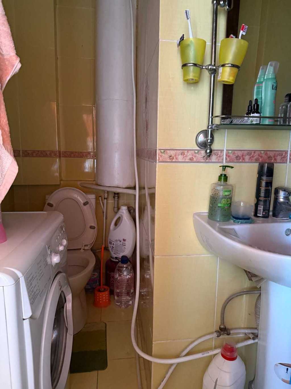 Продаж 3-кімнатної квартири 46 м², Канатная вул.