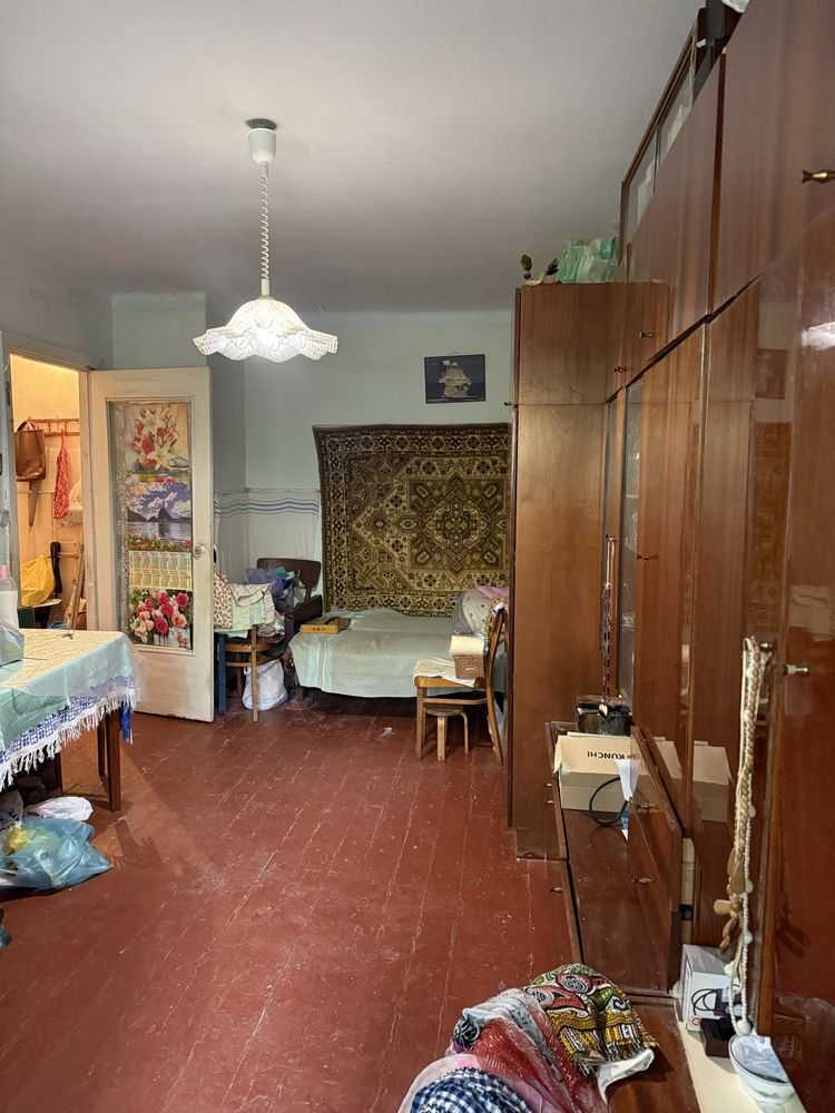 Продаж 1-кімнатної квартири 30 м², Добровольского просп.