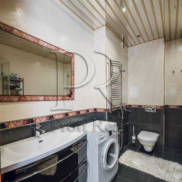Продаж 1-кімнатної квартири 56 м², Урлівська вул., 11А