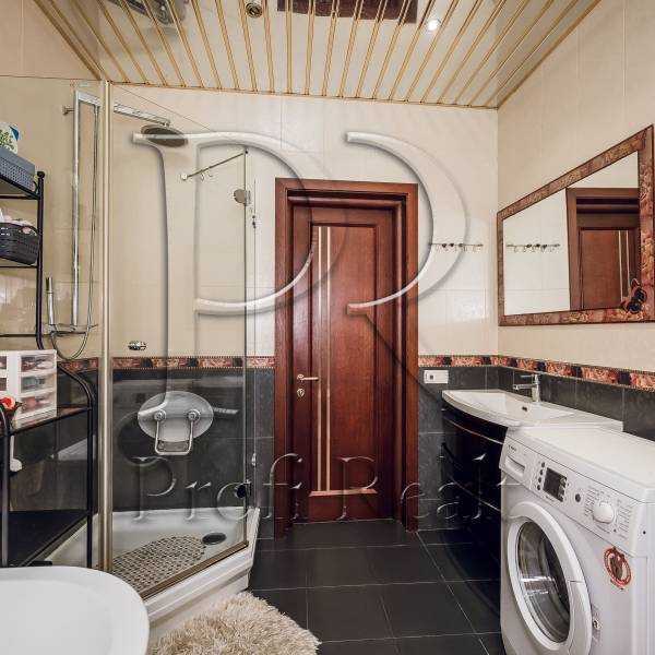 Продаж 1-кімнатної квартири 56 м², Урлівська вул., 11А