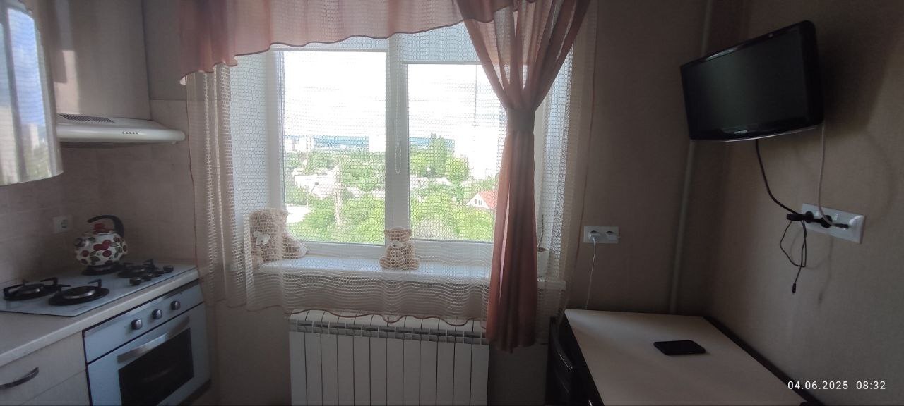 Продажа 2-комнатной квартиры 45 м², Людвига Свободы просп., 20