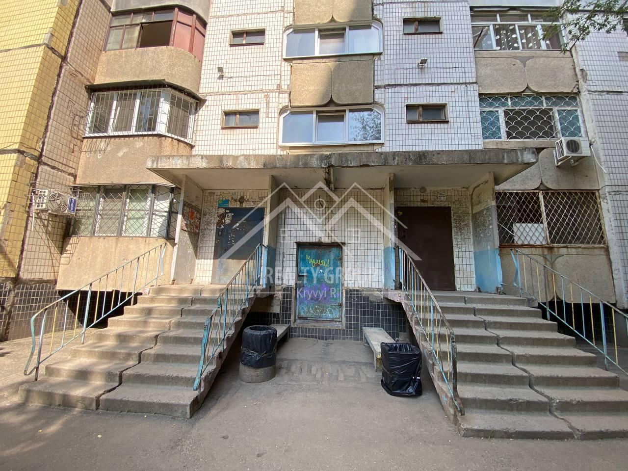 Продаж 3-кімнатної квартири 71 м², Лісового вул.