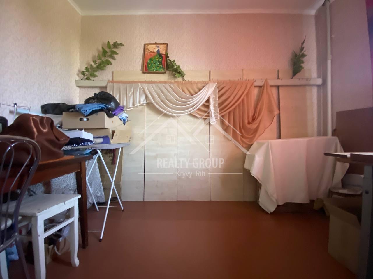 Продаж 3-кімнатної квартири 71 м², Лісового вул.