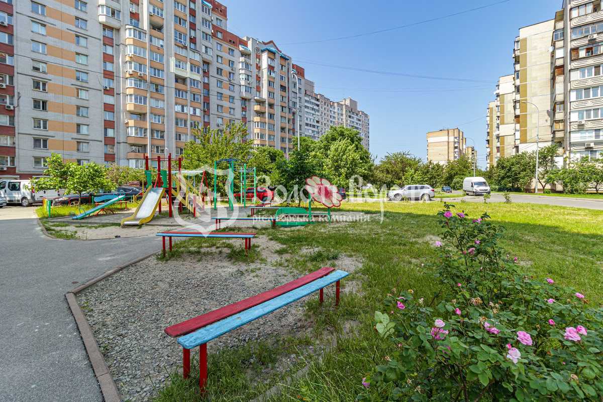 Продаж 1-кімнатної квартири 39 м², Алма-Атинська вул., 39з