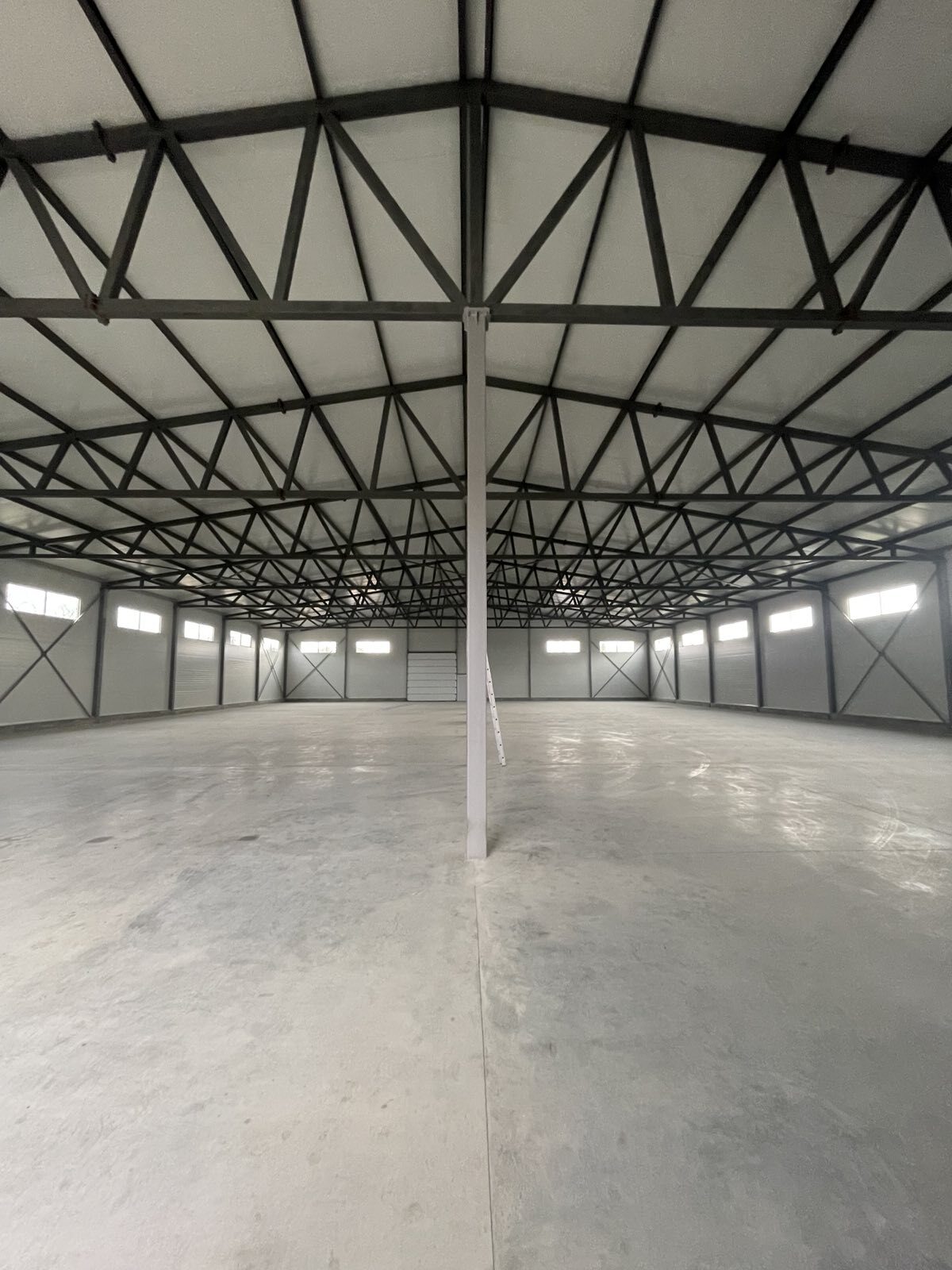 Аренда склада 1800 м², Магала-Буда