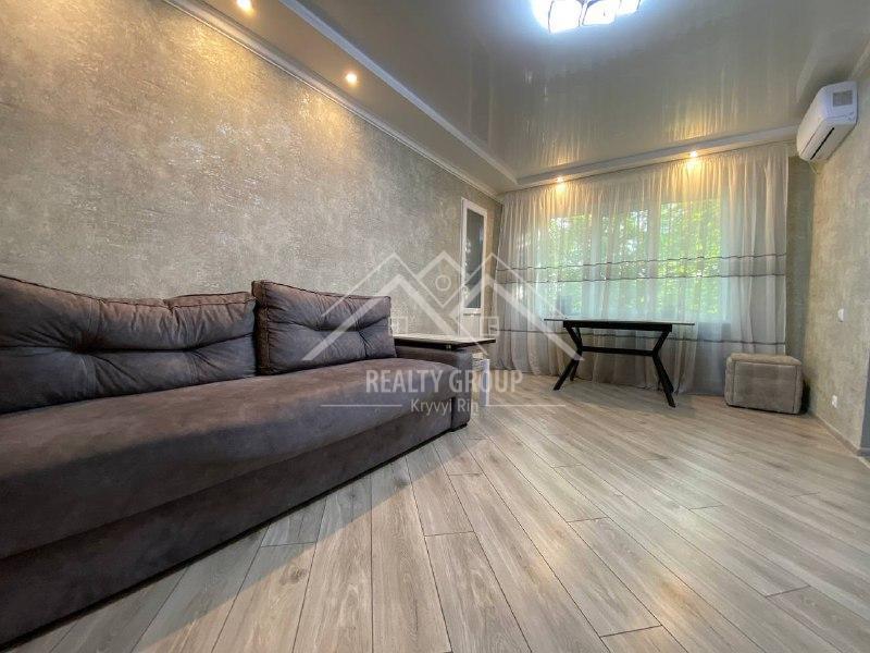 Продаж 3-кімнатної квартири 65 м², Івана Авраменка вул.
