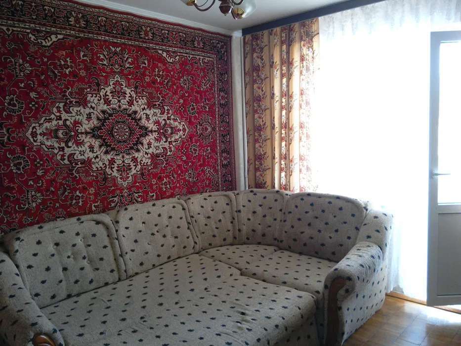 Продажа 3-комнатной квартиры 80 м², Героев Днепра ул., 9