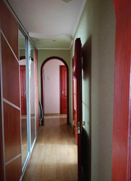Продажа 3-комнатной квартиры 63 м², Михаила Лушпы просп.