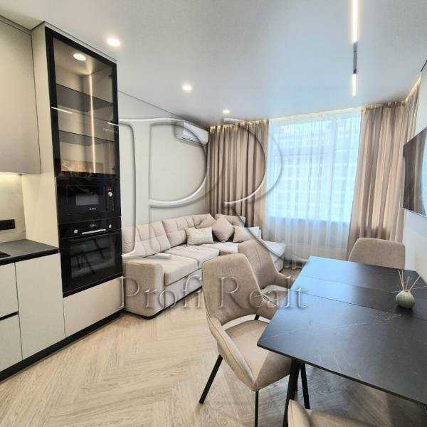 Продаж 2-кімнатної квартири 61 м², Олександра Олеся вул., 9