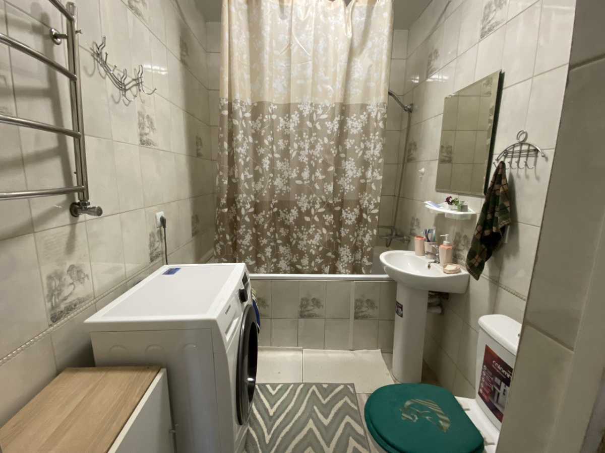 Продаж 1-кімнатної квартири 38.9 м², Єдності вул., 6