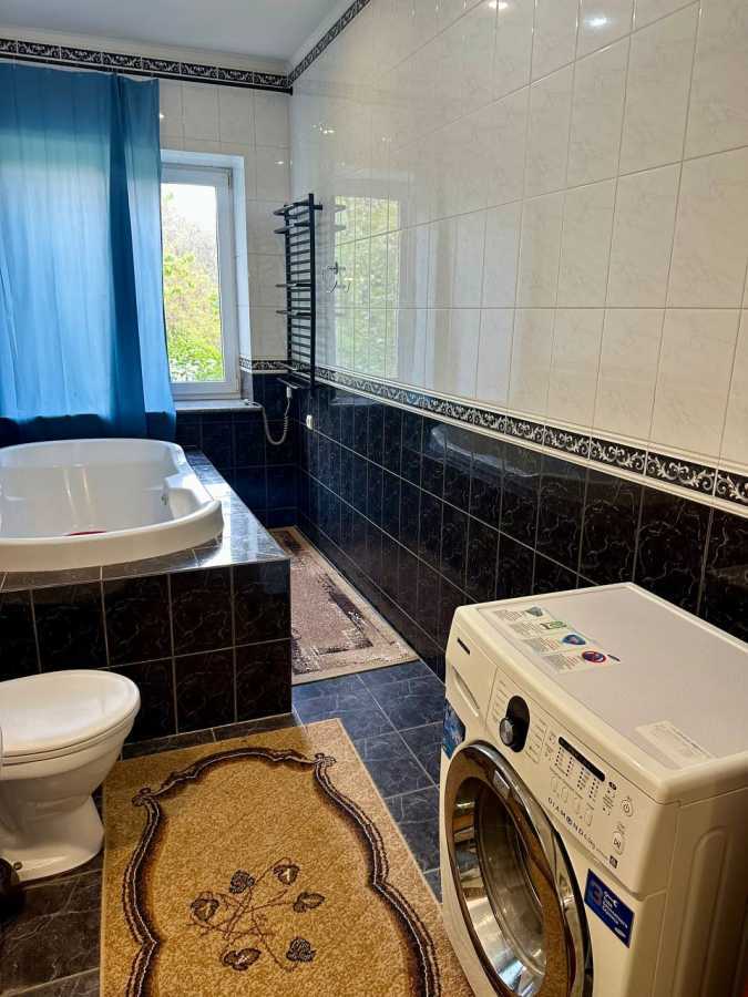 Продажа коттеджа 575.9 м², Цветочная ул., 3