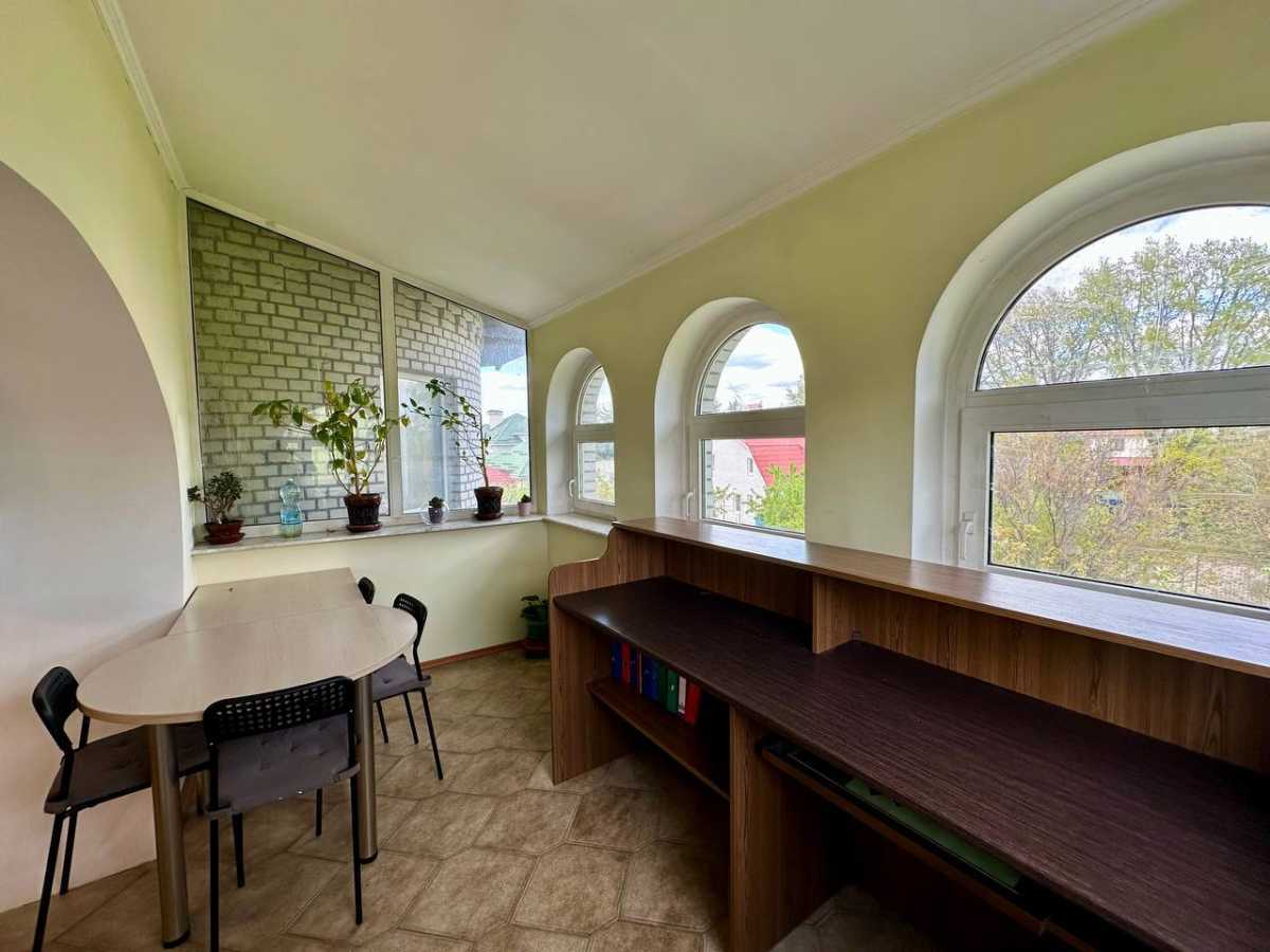 Продажа коттеджа 575.9 м², Цветочная ул., 3
